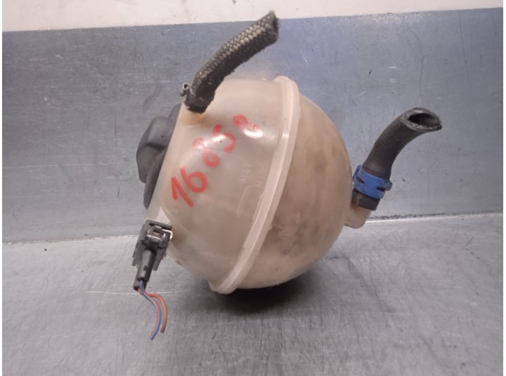 Recambio de deposito expansion para volkswagen jetta (165/167) 1.6 turbodiesel referencia OEM IAM 357121407  