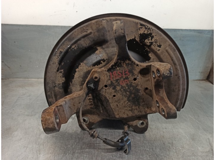 Recambio de mangueta delantera derecha para ssangyong kyron 2.0 referencia OEM IAM 4124109007 