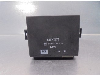 Replacement central locking control unit for Opel Omega B 2.5 Turbodiesel (X 25 TD / U 25 TD / L93) OEM IAM reference 90493865 