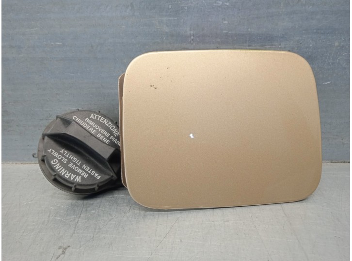 Recambio de tapa exterior combustible para hyundai accent (lc) 1.3 cat referencia OEM IAM 6950025010 