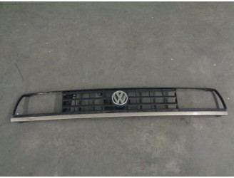 Replacement front grille for Volkswagen Jetta (165/167) 1.6 Turbodiesel OEM IAM reference 165853653E 