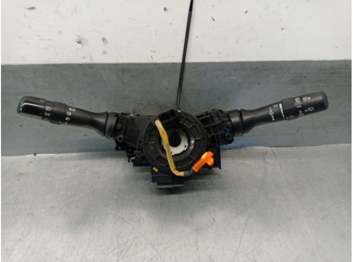 Recambio de mando luces para toyota verso 1.6 16v cat referencia OEM IAM 8414005200 8465205210 