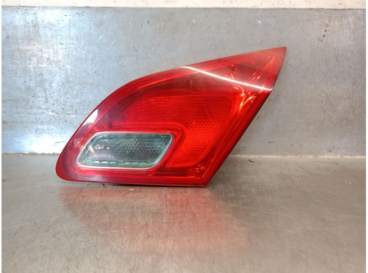 Recambio de piloto trasero derecho para opel astra j lim. 1.7 16v cdti referencia OEM IAM 13306462 1222165 