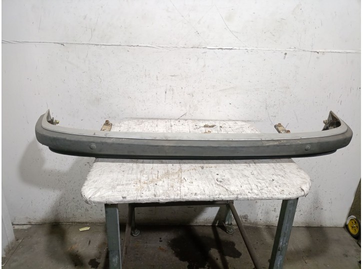 Recambio de paragolpes delantero para seat 127 referencia OEM IAM HB HB 