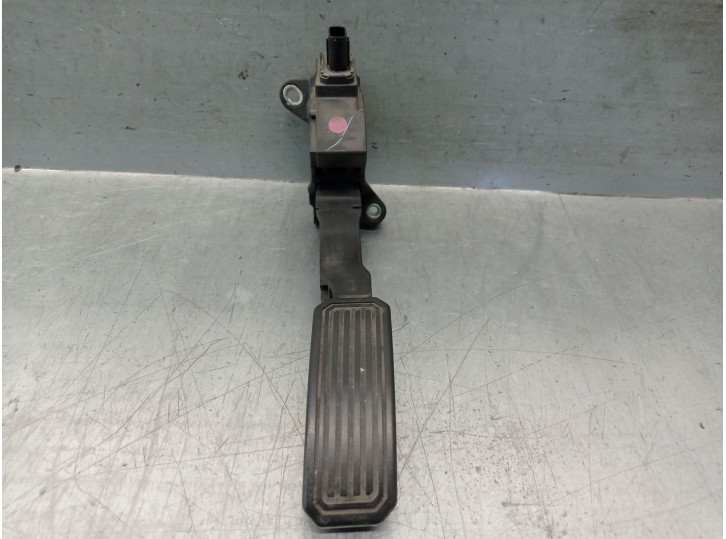 Recambio de potenciometro pedal para toyota verso 1.6 16v cat referencia OEM IAM 7811002020 7811002020 48603841190