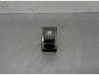 Recambio de mando elevalunas trasero izquierdo para kia cee´d sporty wagon 1.6 crdi cat referencia OEM IAM 935751H100 