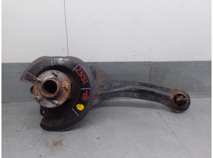 Recambio de mangueta trasera izquierda para ford focus iii 1.6 tdci referencia OEM IAM AV612K317AA 1682878 