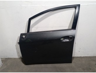 Recambio de puerta delantera izquierda para toyota verso 1.6 16v cat referencia OEM IAM 670020F020 670020F020 