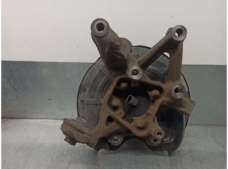 Recambio de mangueta trasera derecha para saab 9-3 berlina 1.9 tid cat referencia OEM IAM 12756709  