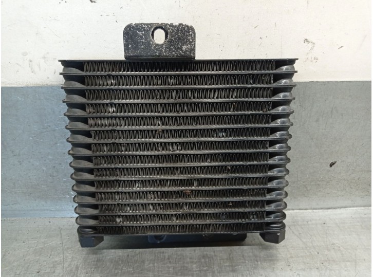 Recambio de radiador aceite para hyundai galloper ii (jk-01) 2.5 td intercooler referencia OEM IAM HB021400A 