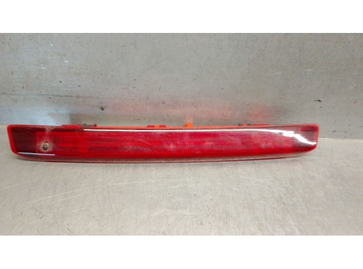Replacement center brake light for Ford Focus III Turnier 1.5 TDCi OEM IAM reference BS7113A601CB 2239833 