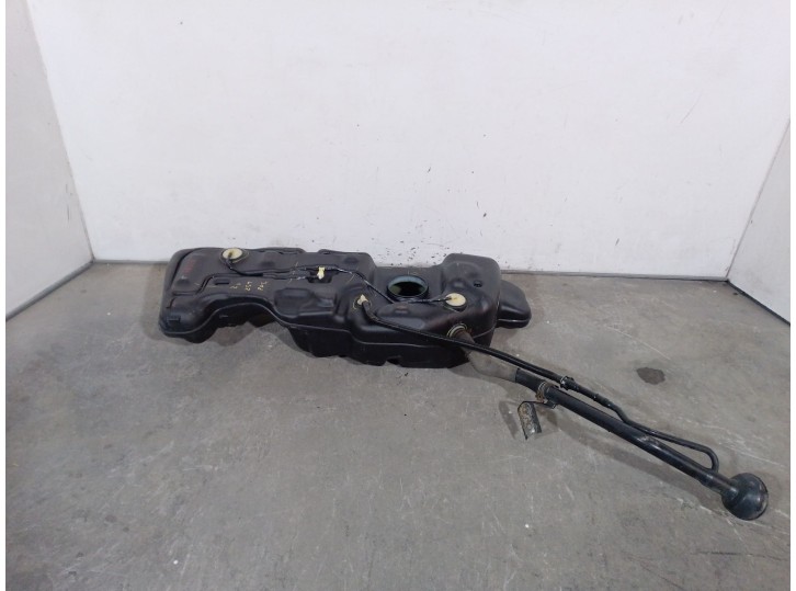 Recambio de deposito combustible para nissan tiida hatchback (c11) 1.5 dci referencia OEM IAM P17201EM00A 17202EM00A 