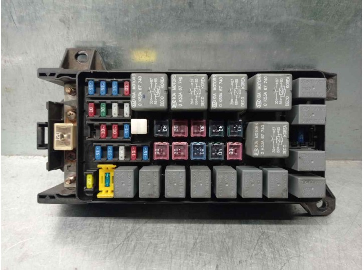 Recambio de caja reles / fusibles para kia carnival ii 2.5 v6 cat referencia OEM IAM OK53H66760 