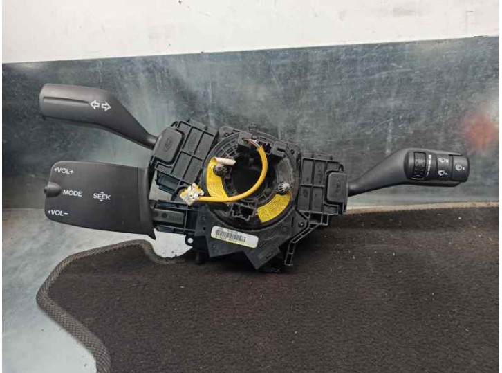 Recambio de mando luces para ford focus berlina (cap) 1.6 tdci cat referencia OEM IAM 3M5T6475AE 