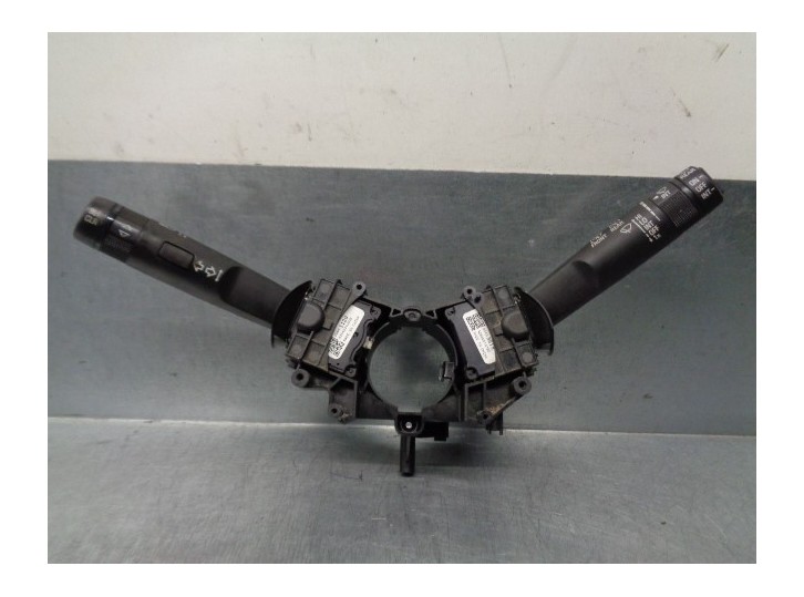 Recambio de mando luces para opel zafira tourer 2.0 cdti cat referencia OEM IAM 95433818 20941129 