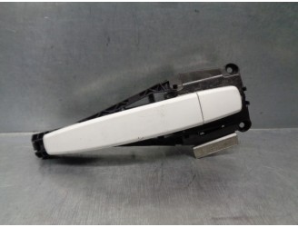 Recambio de maneta exterior delantera derecha para opel zafira tourer 2.0 cdti cat referencia OEM IAM 138616 14096401 