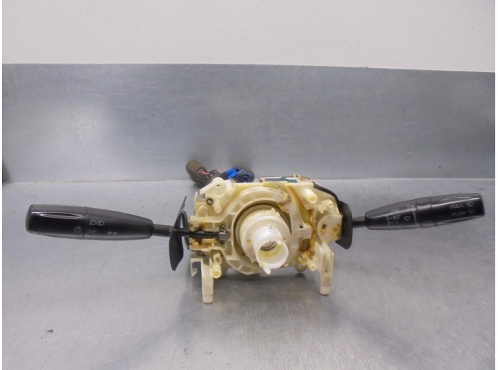 Recambio de mando luces para kia shuma ii 1.6 cat referencia OEM IAM 47331F1001 