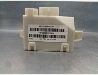 Recambio de centralita cierre para chrysler voyager (rg) 2.8 crd grand voyager limited referencia OEM IAM P04686686AM 