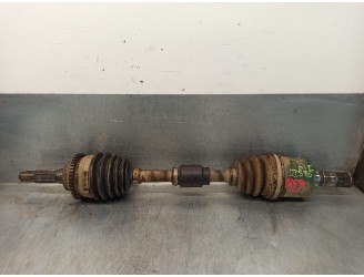 Recambio de transmision delantera izquierda para mazda premacy (cp) 2.0 turbodiesel cat referencia OEM IAM GD252560XA 