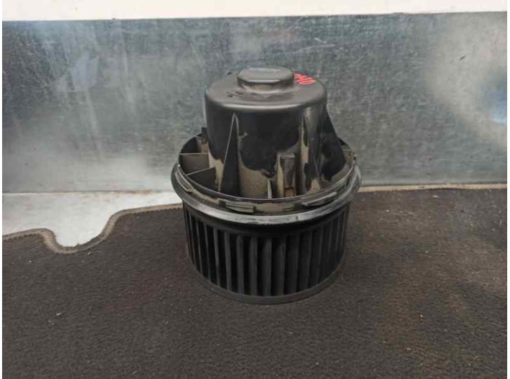 Recambio de motor calefaccion para ford focus berlina (cap) 1.6 tdci cat referencia OEM IAM 3M5H18456EB  