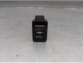 Recambio de modulo electronico para toyota auris 1.8 16v (híbrido) referencia OEM IAM 861900D030 FC0600020 