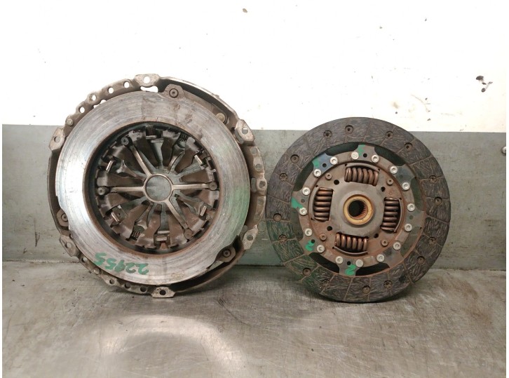 Recambio de kit embrague para seat leon (5f1) 1.6 tdi referencia OEM IAM 04L141015D 04L141015D 