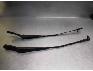 Recambio de brazo limpia delantero derecho para volkswagen golf plus (5m1) 2.0 tdi referencia OEM IAM 5M0955409A 5M0955410A 