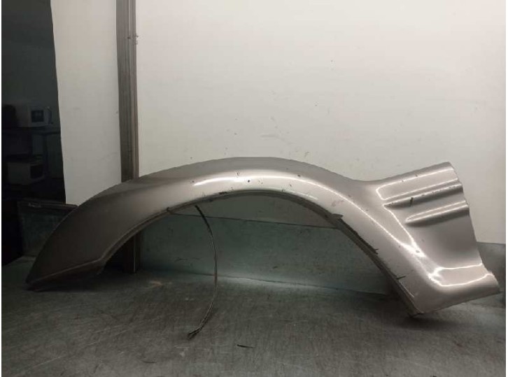 Recambio de aletin delantero izquierdo para hyundai galloper 2.5 referencia OEM IAM HR650985  