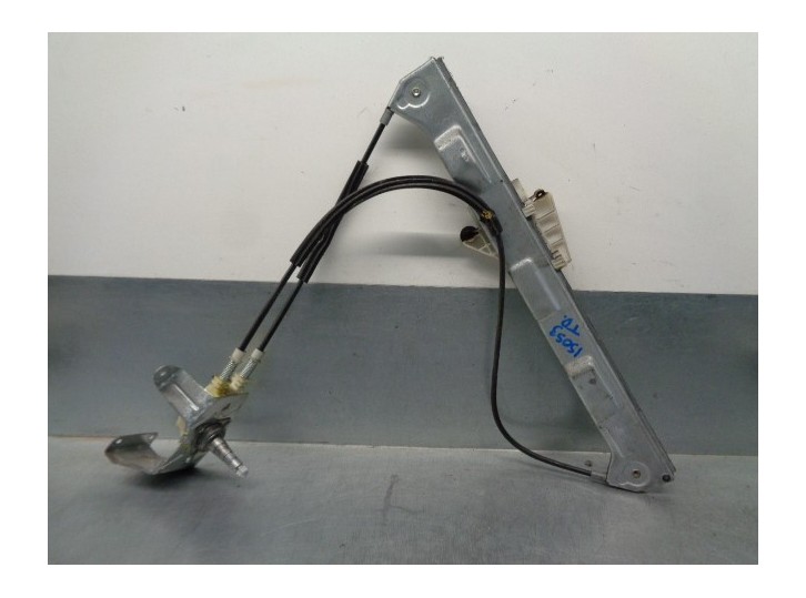 Recambio de elevalunas trasero derecho para smart forfour 1.3 cat referencia OEM IAM A4547300646 MANUAL 5 PUERTAS