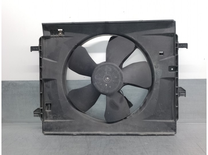 Recambio de electroventilador para chevrolet hhr 2.4 16v referencia OEM IAM 52425125  DONGYANG