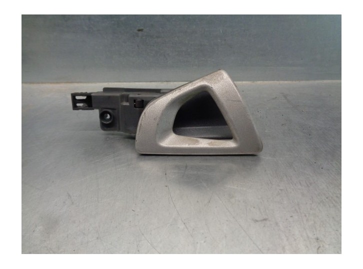 Recambio de maneta interior delantera derecha para smart forfour 1.3 cat referencia OEM IAM A4547600061  