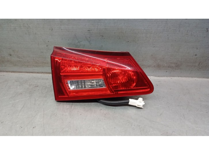 Recambio de piloto trasero izquierdo para lexus is ii (_e2_) 220d (ale20) referencia OEM IAM 8159153071 8159153071 