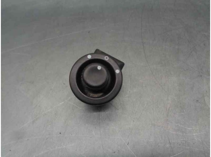 Recambio de mando retrovisor para renault megane ii coupe/cabrio 1.6 16v referencia OEM IAM 8200002442A  