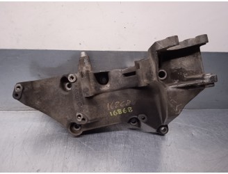 Recambio de soporte alternador para mitsubishi carisma berlina 5 (da0) 1.9 di-d cat referencia OEM IAM 8200115762 