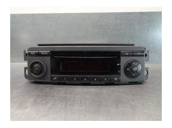 Recambio de sistema audio / radio cd para smart forfour 1.3 cat referencia OEM IAM A4548200379  