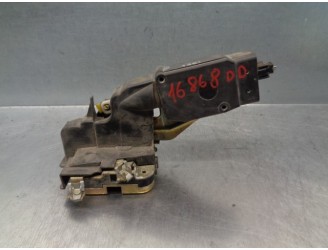 Recambio de cerradura puerta delantera derecha para mitsubishi carisma berlina 5 (da0) 1.9 di-d cat referencia OEM IAM MR912016 