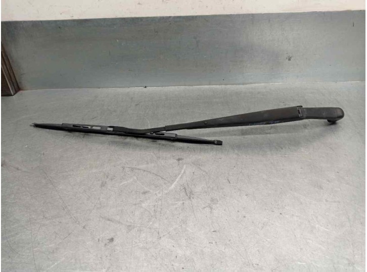 Recambio de brazo limpia trasero para ssangyong actyon 2.0 td cat referencia OEM IAM 7853031001  
