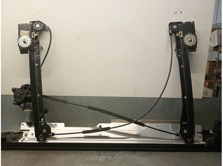 Recambio de elevalunas delantero derecho para mini mini (r56) cooper d referencia OEM IAM 67622757043 67622757043 