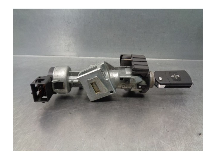 Recambio de conmutador de arranque para mazda 3 berlina (bk) 1.6 cd diesel cat referencia OEM IAM 3M513F880AC 