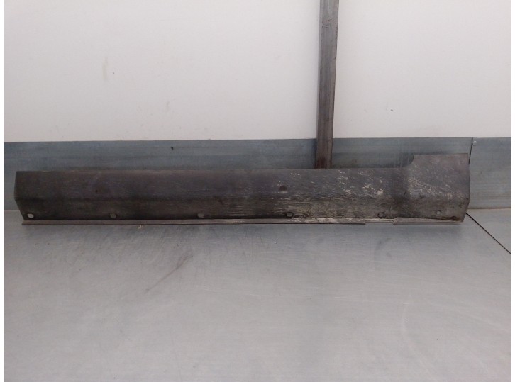 Replacement side skirt for Chevrolet Captiva 2.0 Diesel CAT OEM IAM reference 96804212 FRONT RIGHT 