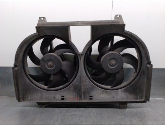 Recambio de electroventilador para nissan serena (c23m) 2.3 diesel referencia OEM IAM 214107C052 071550050F BEHR