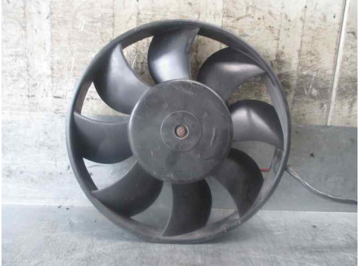 Replacement electric cooling fan for Audi S8 (D2) 4.2 V8 40V OEM IAM reference 