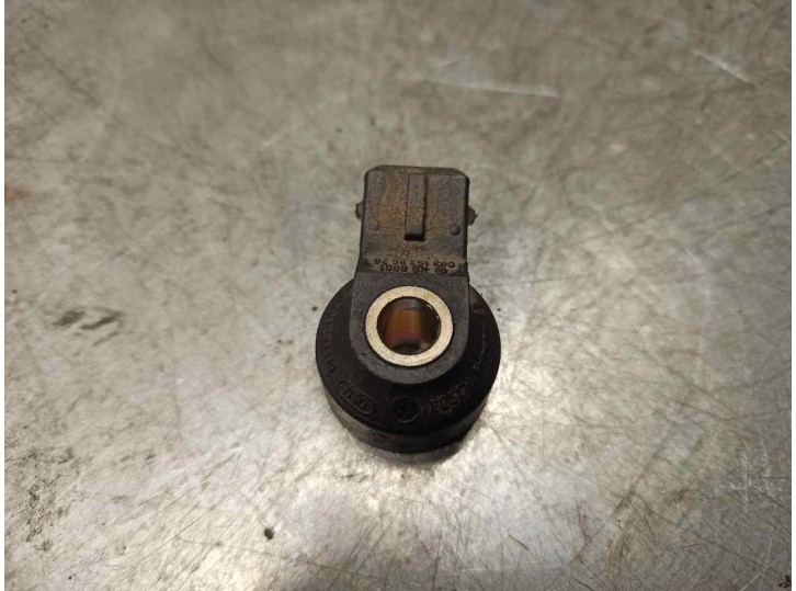 Replacement sensor for Mercedes-Benz E-Class (W210) saloon 2.4 V6 18V CAT OEM IAM reference 0031538628 