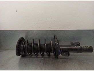 Replacement front right shock absorber for Volvo V60 Estate 2.0 Diesel CAT OEM IAM reference 31262896 