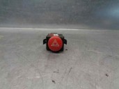 Replacement hazard warning switch for Seat Ibiza (6L1) 1.4 TDI OEM IAM reference 6L1953235A 