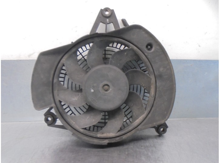 Recambio de electroventilador para hyundai h 1 2.5 crdi cat referencia OEM IAM 977804A006 