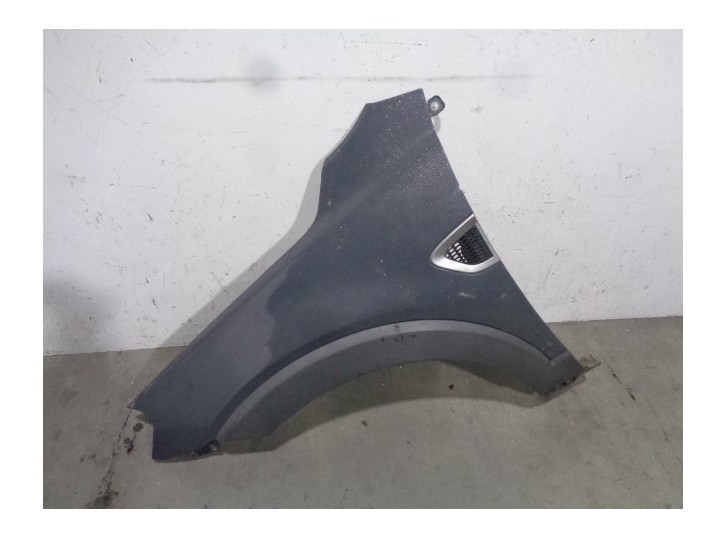 Recambio de aleta delantera izquierda para chevrolet captiva 2.0 diesel cat referencia OEM IAM 96624392 GRIS 