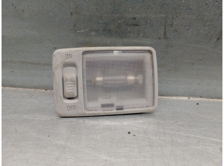 Recambio de luz interior para toyota auris 1.8 16v (híbrido) referencia OEM IAM 8134002030B0  