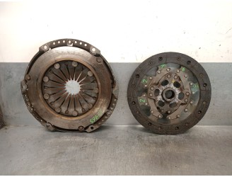 Replacement clutch kit for Opel Astra H GTC (A04) 1.9 CDTi (L08) OEM IAM reference 6606039 6606039 