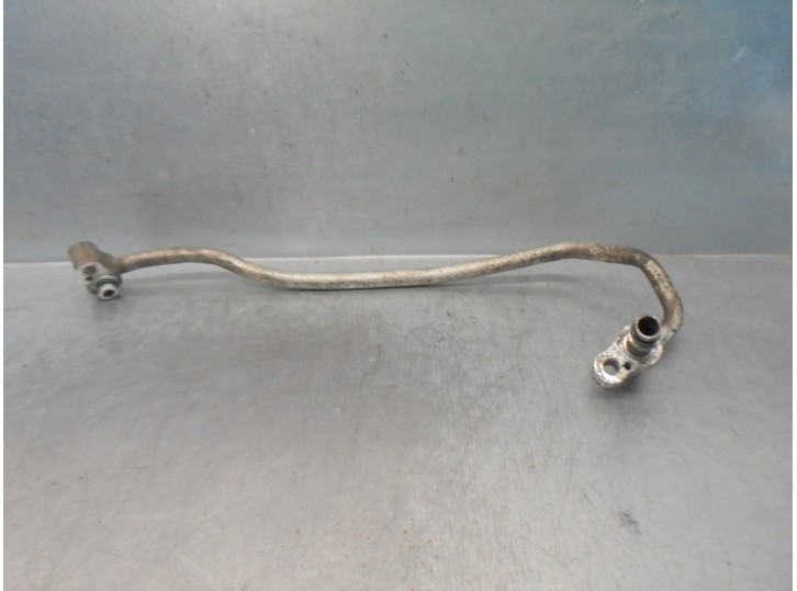 Replacement air conditioning pipes for Hyundai H1 2.5 CRDi CAT OEM IAM reference 977664A900 